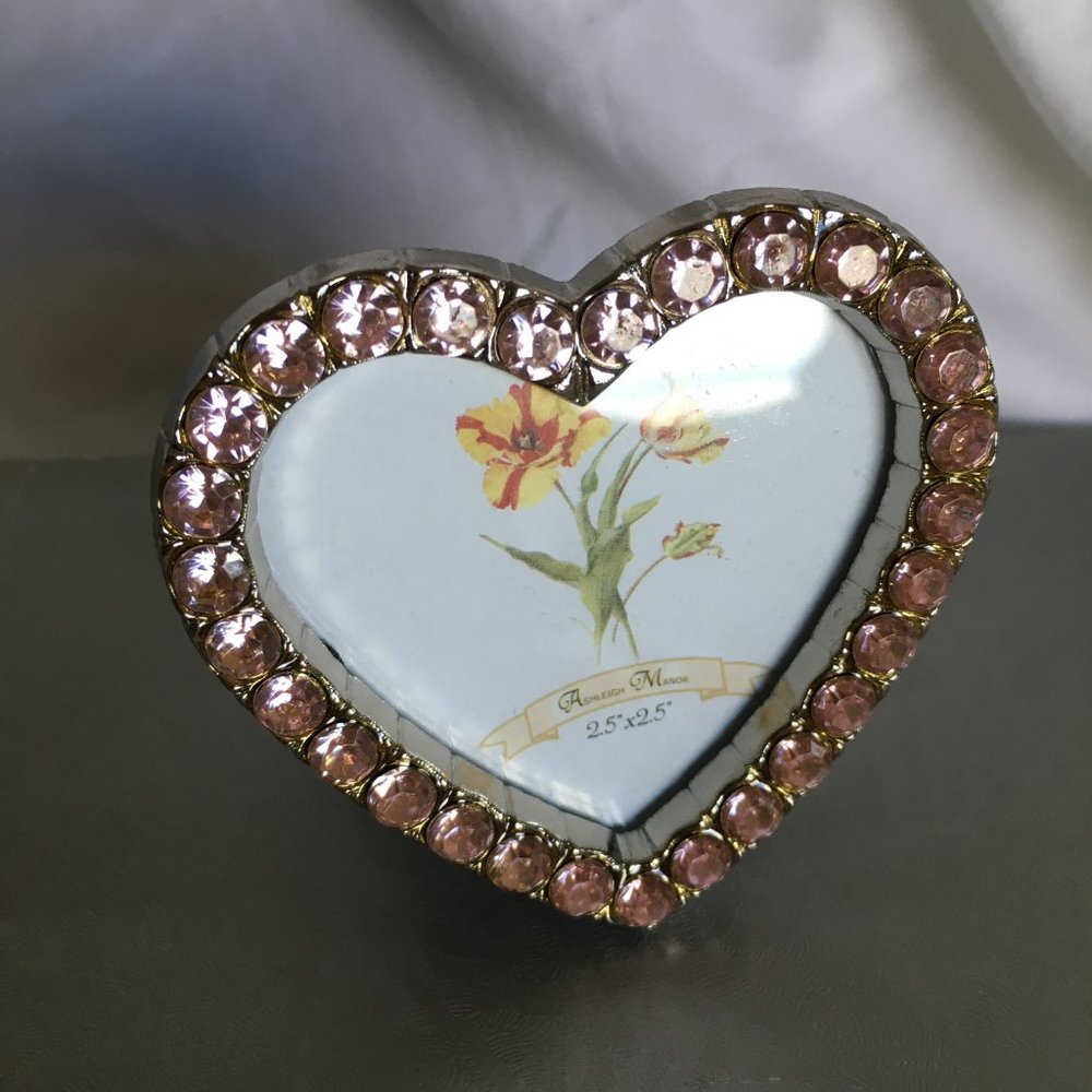 Set of three Ashleigh Manor small rhinestone picture frames. NIB. - Picture 9 of 12